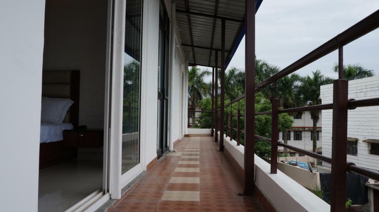 Hotel Aakash Residency Dehradun Esterno foto